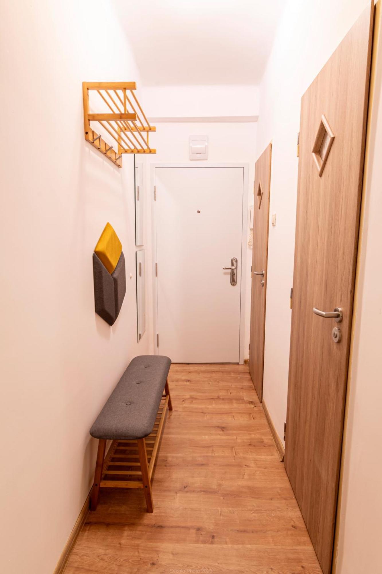 Double-Tree Apartment By A&M براتسيلافا المظهر الخارجي الصورة