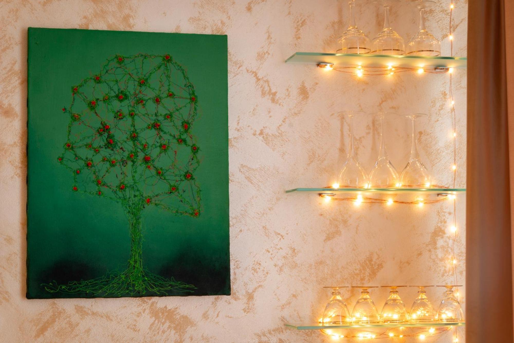 Double-Tree Apartment By A&M براتسيلافا المظهر الخارجي الصورة